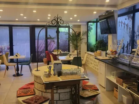 Prodaja, kuća, 600m², Dobrota, Kotor - image 8