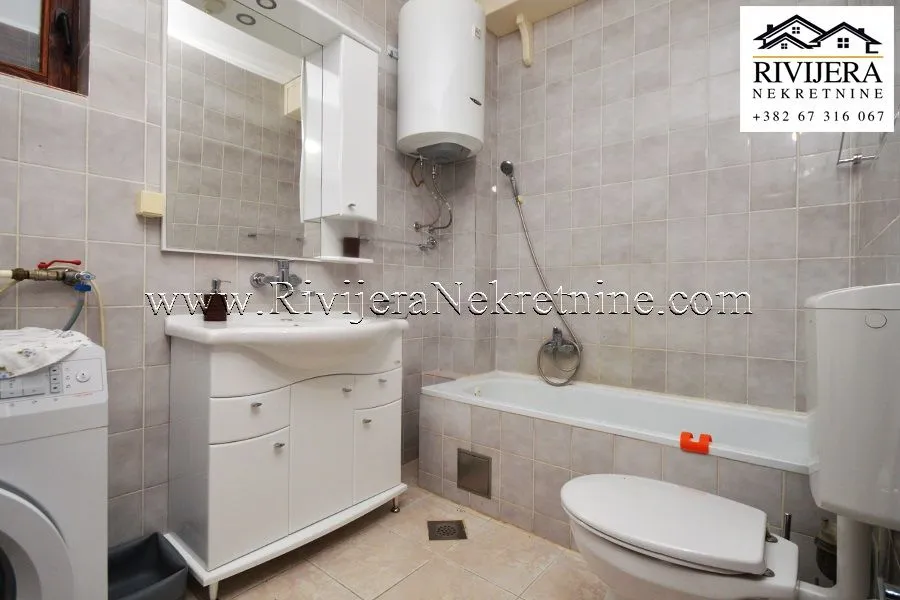 Sale, three bedroom apartment, 73m², Krašići, Tivat