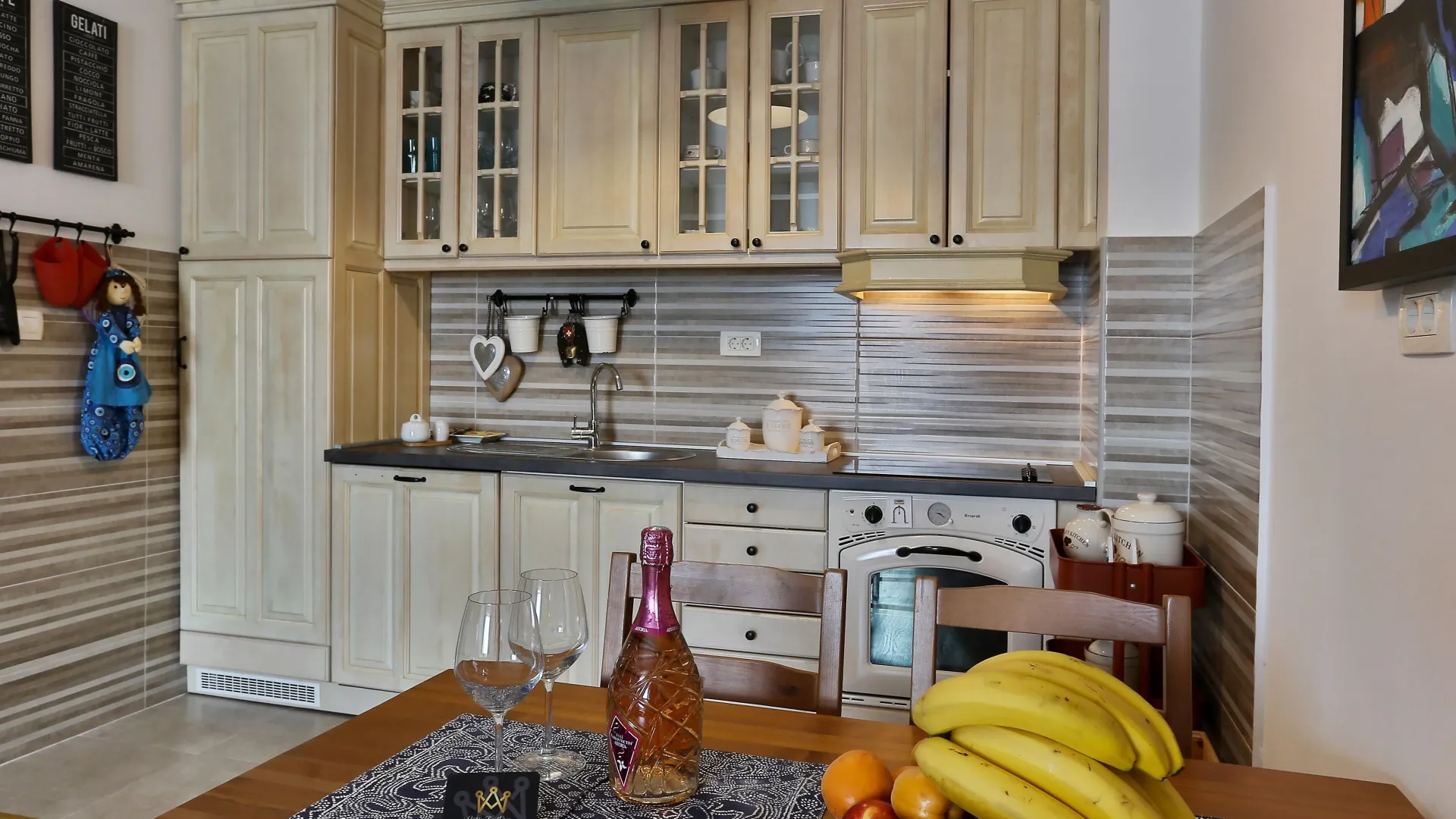 Rent, two bedroom apartment, 60m², Budva okolina, Budva