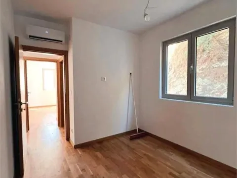 Sale, two bedroom apartment, 62m², Bečići, Budva - image 6