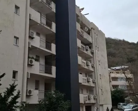 Sale, one bedroom apartment, 50m², Bečići, Budva - image 1