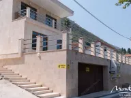 Sale, house, 372m², Stoliv, Kotor - image 7