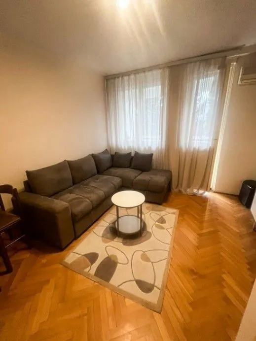 Izdavanje, jednosoban stan, 48m², Preko Morače, Podgorica
