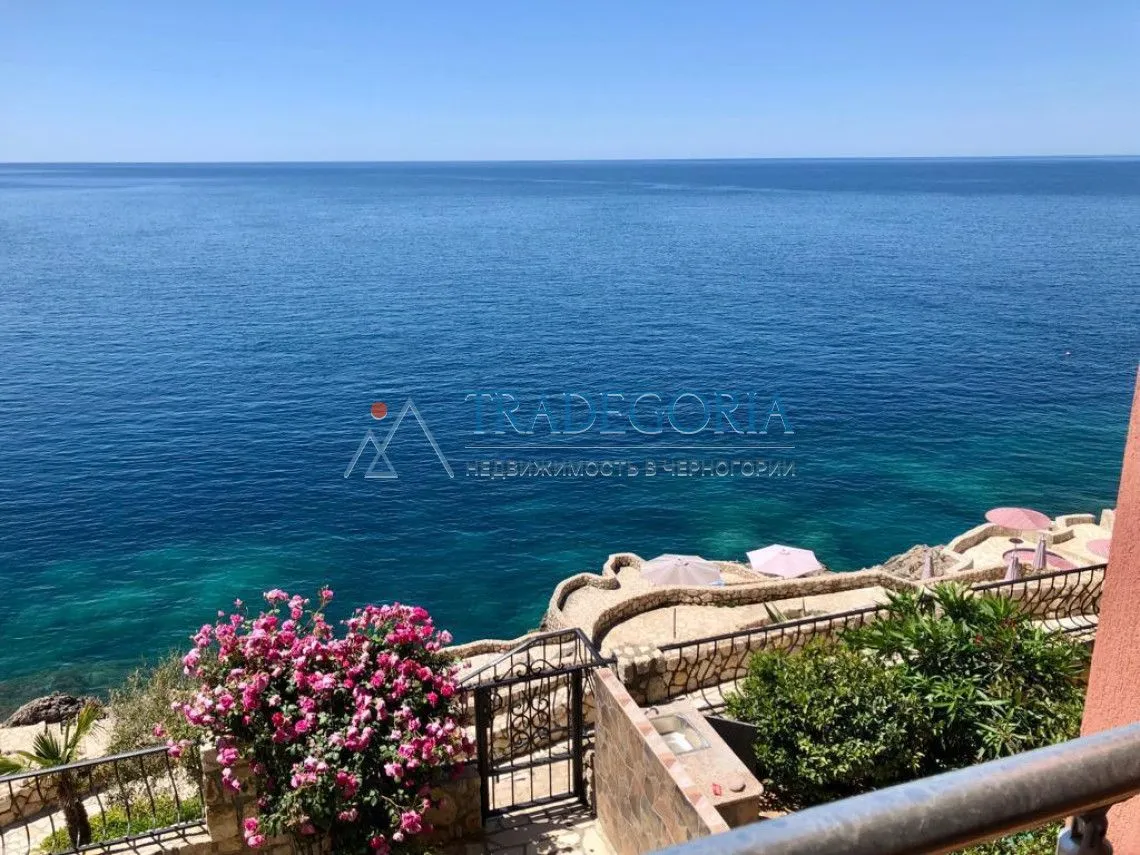 Prodaja, dvosoban stan, 89m², Dobra Voda, Bar