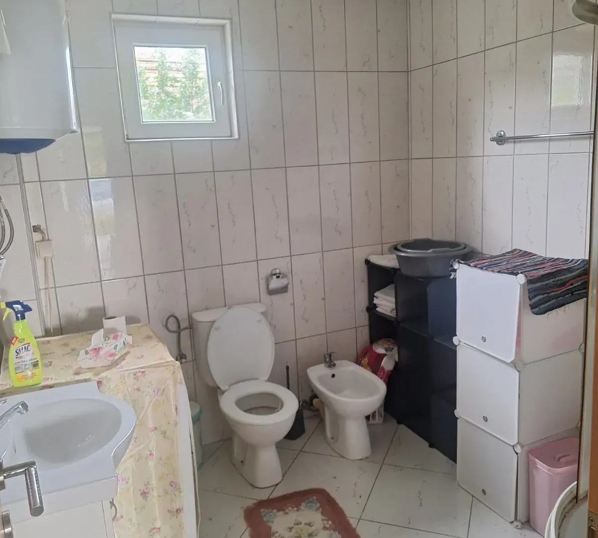 Rent, house, 130m², Tološi, Podgorica