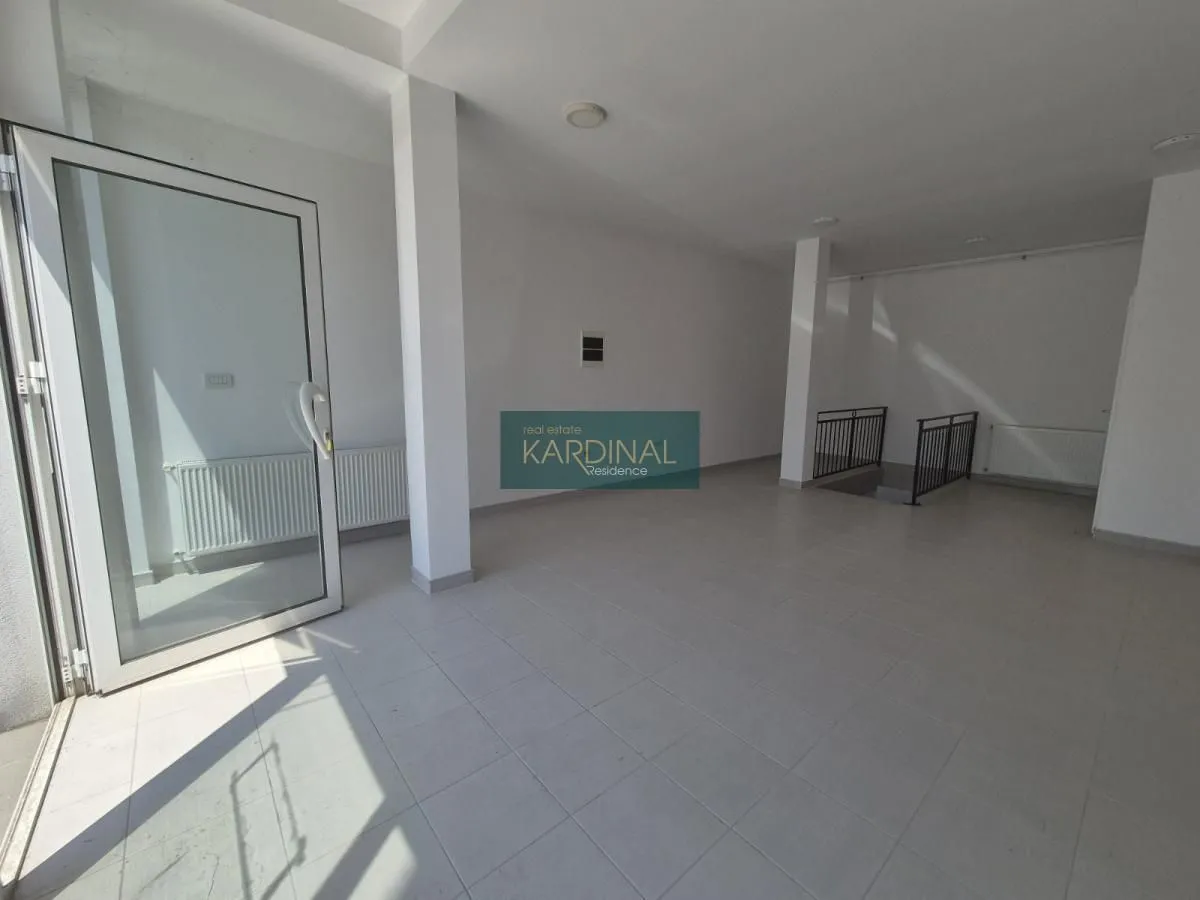 Sale, office space, 75m², Pivara, Jagodina