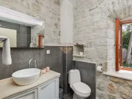 Prodaja, kuća, 410m², Kotor, Crna Gora - image 36