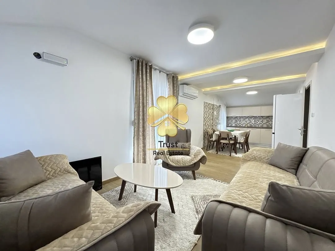Rent, house, 120m², Doljani, Podgorica