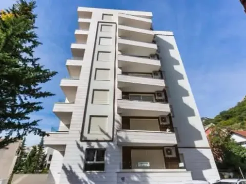 Sale, one bedroom apartment, 48m², Rafailovići, Budva - image 3