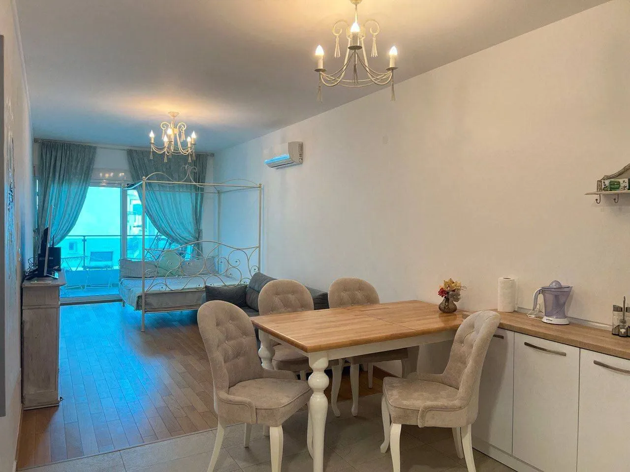 Rent, two bedroom apartment, 67m², Bečići, Budva