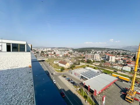 Izdavanje, dvosoban stan, 64m², Stari Aerodrom, Podgorica - image 2