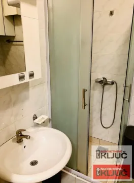 Rent, studio apartment, 28m², Grbavica, Novi Sad Sve Podlokacije - image 10