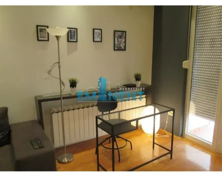 Rent, two bedroom apartment, 83m², Vračar Sve Podlokacije, Beograd - image 4