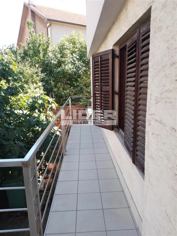 Sale, three bedroom apartment, 58m², Zvezdara Sve Podlokacije, Beograd