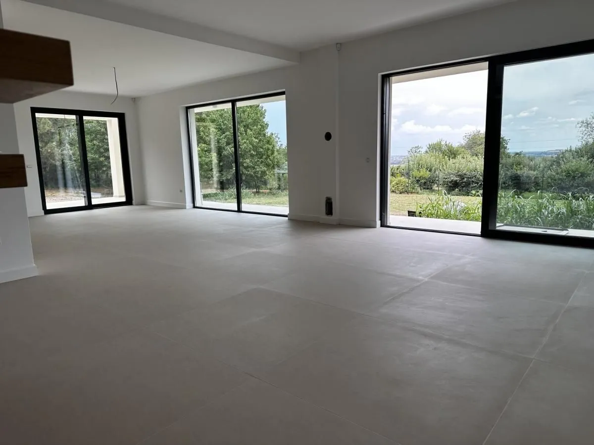 Prodaja, kuća, 242m², Bocke, Petrovaradin