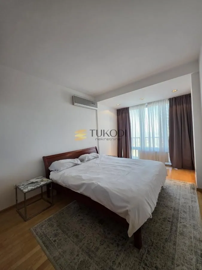Rent, three bedroom apartment, 85m², Stari Grad, Beograd