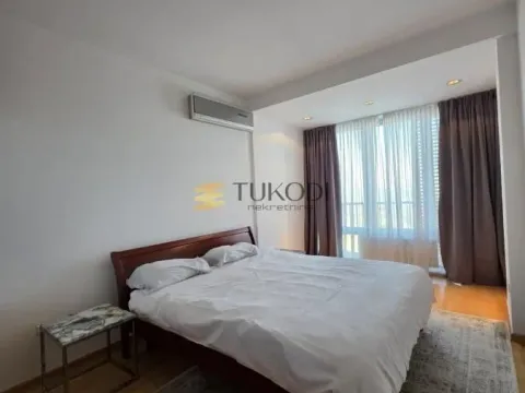 Izdavanje, trosoban stan, 85m², Stari Grad, Beograd - image 9