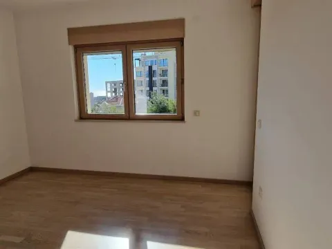 Sale, one bedroom apartment, 53m², Bečići, Budva - image 10