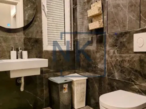 Izdavanje, dvosoban stan, 70m², Blok 9, Podgorica - image 11