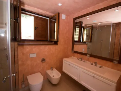 Prodaja, kuća, 585m², Stoliv, Kotor - image 22