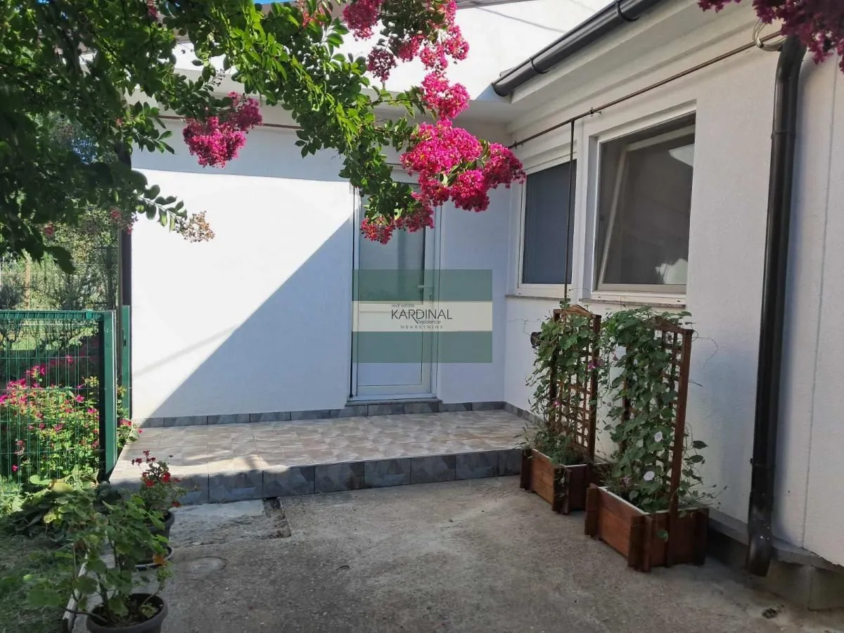 Prodaja, kuća, 255m², Petrovaradin, Novi Sad