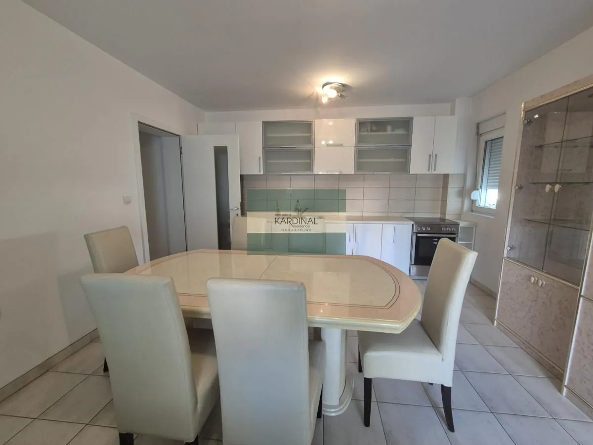 Rent, three bedroom apartment, 79m², Centar, Jagodina