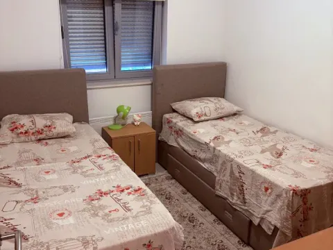 Sale, three bedroom apartment, 72m², Petrovac, Budva - image 8