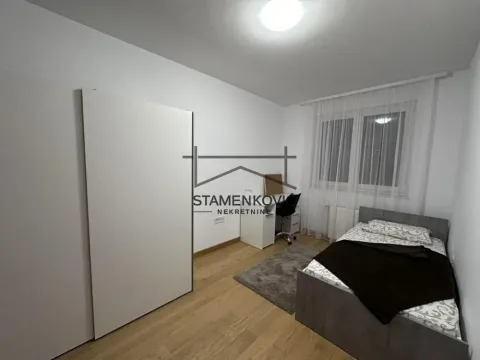 Izdavanje, dvosoban stan, 65m², Centar, Novi Sad - image 11
