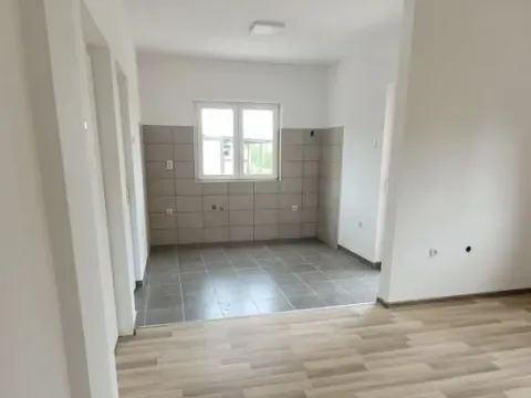 Prodaja, kuća, 105m², Petrovaradin, Novi Sad - image 10