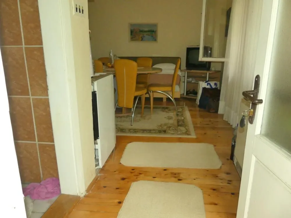 Prodaja, kuća, 410m², Trnava, Jagodina