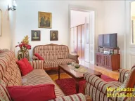 Prodaja, kuća, 170m², Zemun Centar, Zemun Sve Podlokacije - image 1