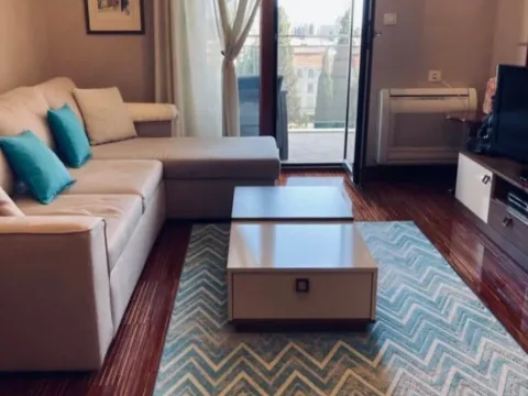 Izdavanje, stan, 75m2, Gorica C, Podgorica Izdavanje, stan, 75m2, Gorica C, Podgorica