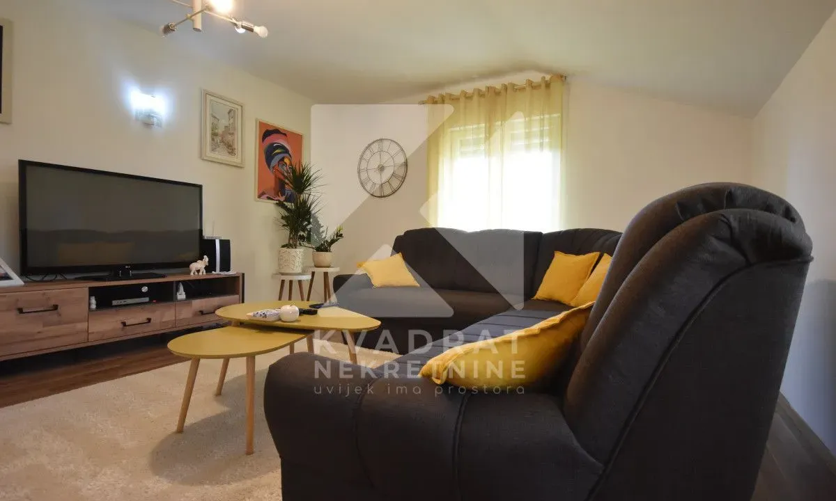 Sale, house, 220m², Donji Kokoti, Podgorica