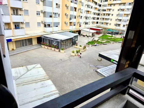 Rent, two bedroom apartment, 70m², Stari Aerodrom, Podgorica - image 10