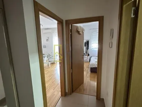 Prodaja, jednosoban stan, 48m², Tuški Put, Podgorica - image 5