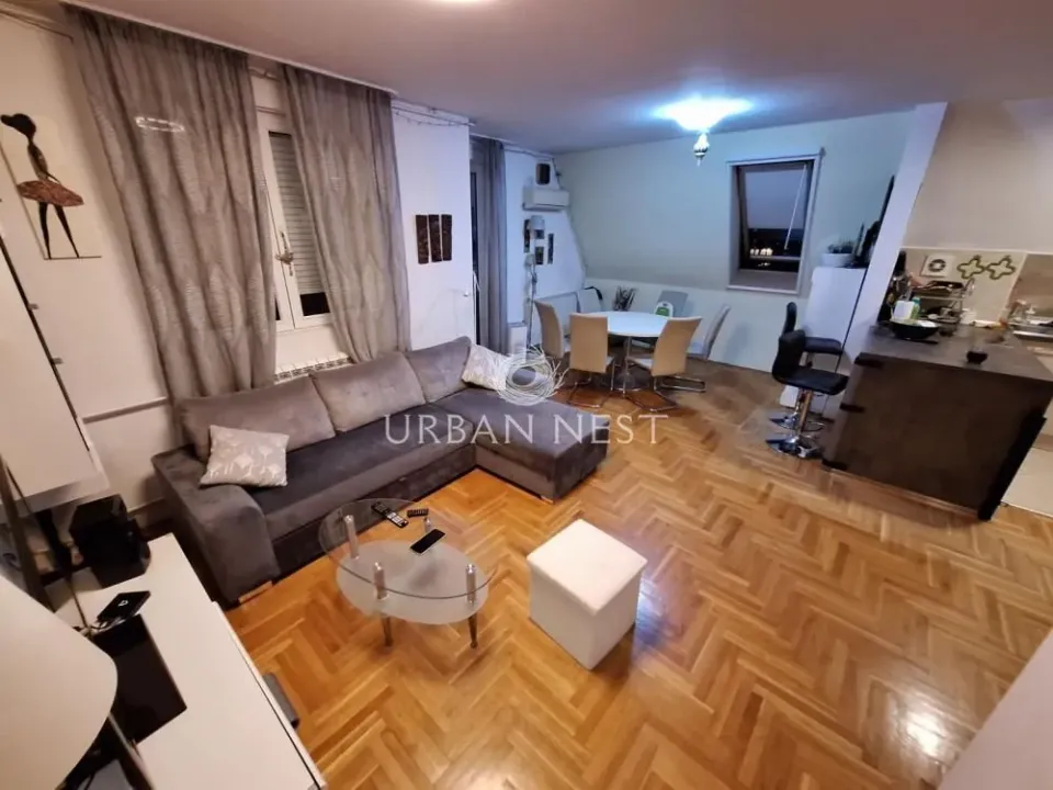 Sale, four bedroom apartment, 98m², Voždovac Sve Podlokacije, Beograd