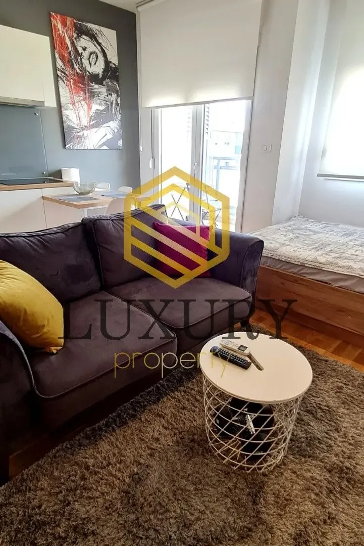 Rent, studio apartment, 33m², City Kvart, Podgorica