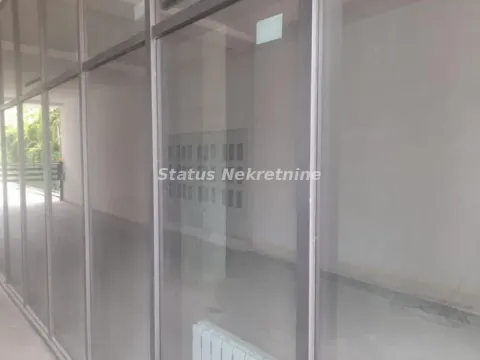 Izdavanje, poslovni prostor, 57m², Centar, Novi Sad - image 2