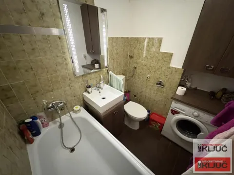 Prodaja, trosoban stan, 76m², Novo naselje, Novi Sad - image 19