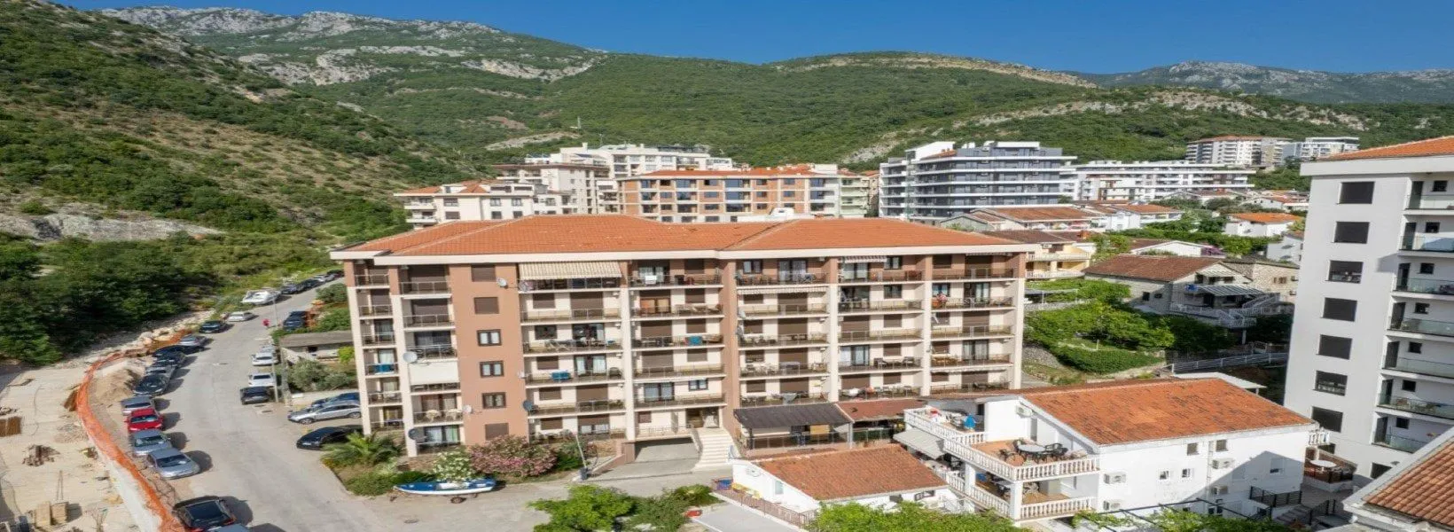 Prodaja, trosoban stan, 112m², Bečići, Budva