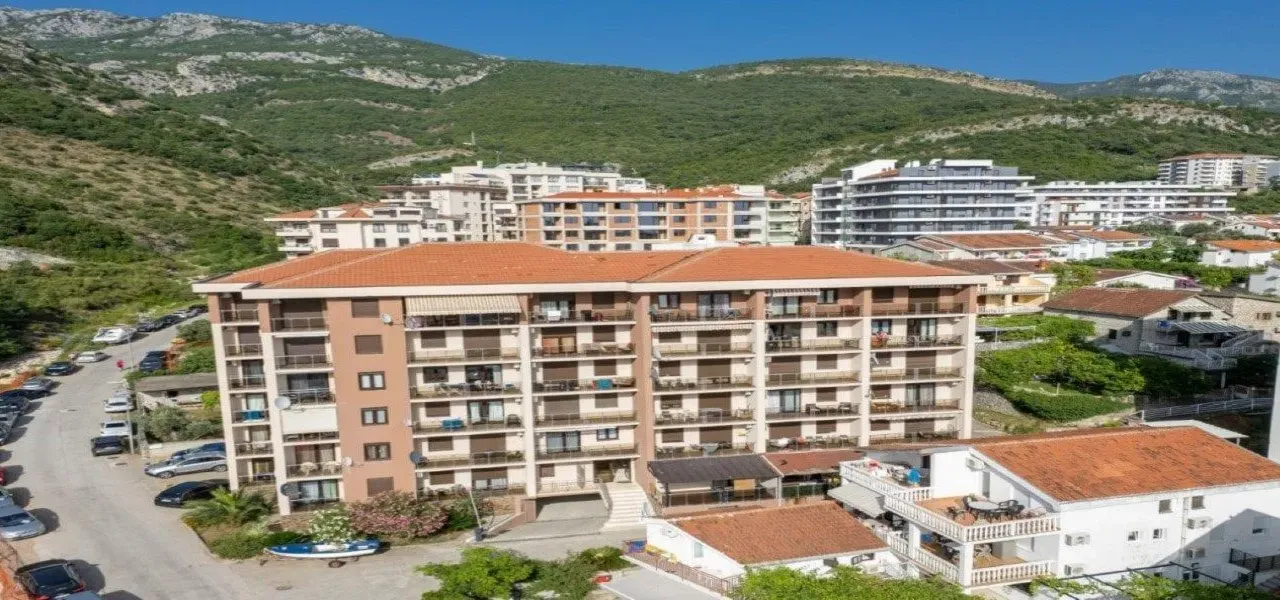 Prodaja, trosoban stan, 112m², Bečići, Budva