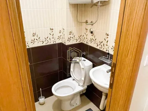 Izdavanje, dvosoban stan, 70m², Zagorič, Podgorica - image 9