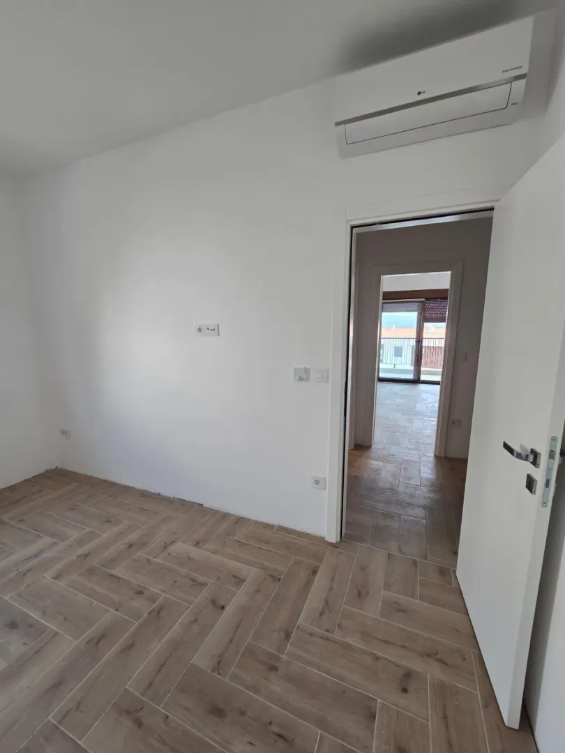 Prodaja, dvosoban stan, 70m², Kava, Tivat