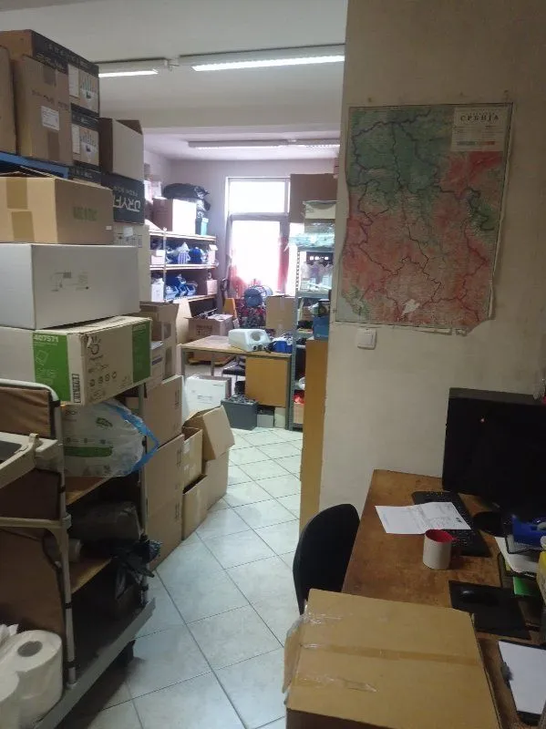 Rent, office space, 337m², Altina, Beograd