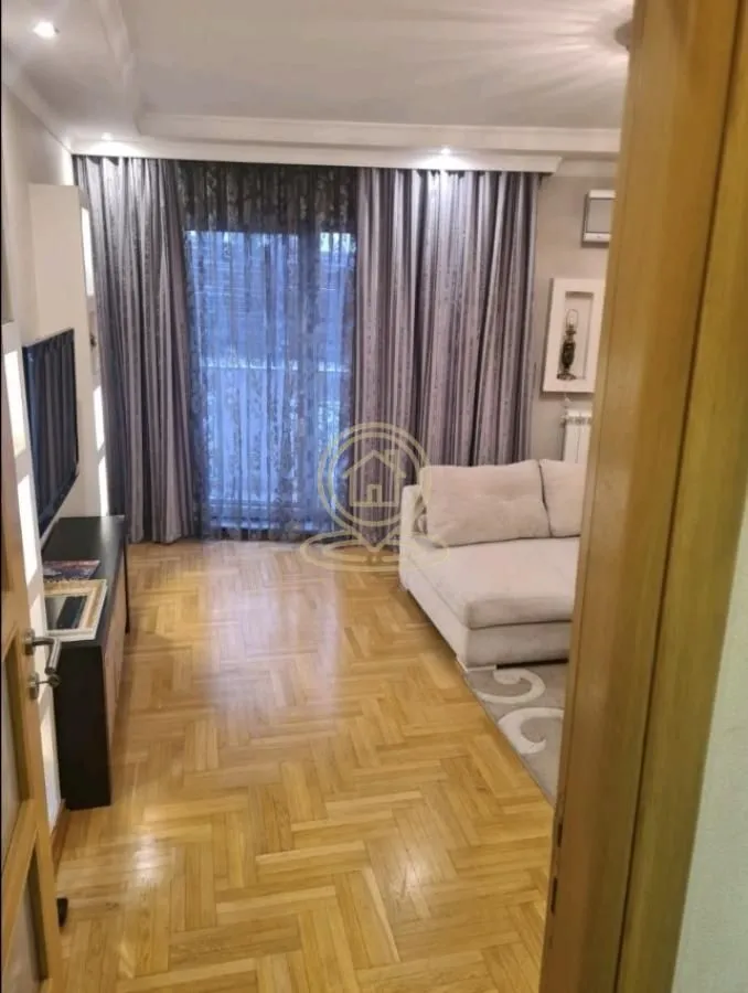 Rent, two bedroom apartment, 52m², Vračar Hram, Vračar Sve Podlokacije