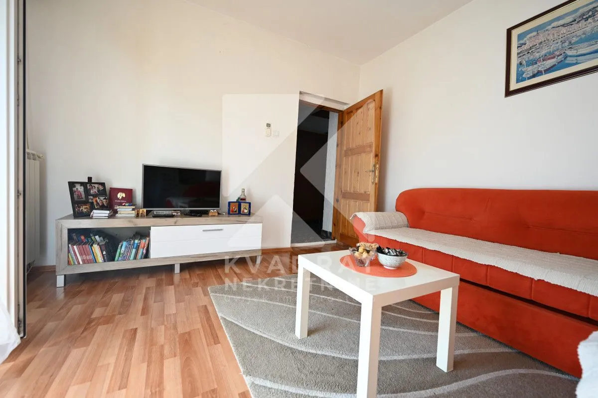 Prodaja, kuća, 101m², Tološka šuma, Podgorica