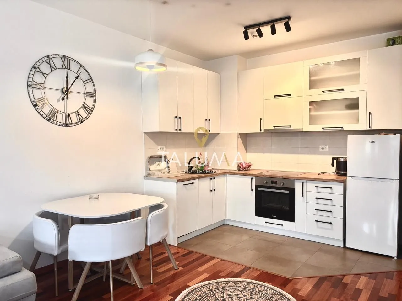 Izdavanje, jednosoban stan, 56m², City Kvart, Podgorica
