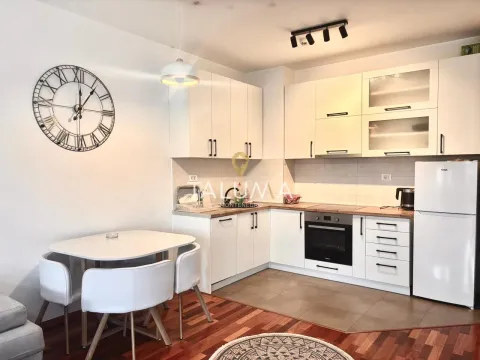 Izdavanje, jednosoban stan, 56m², City Kvart, Podgorica - image 3