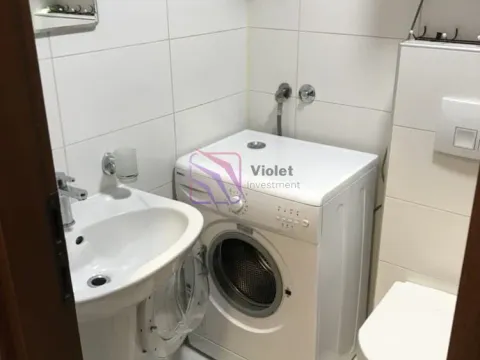 Izdavanje, kuća, 33m², City Kvart, Podgorica - image 3