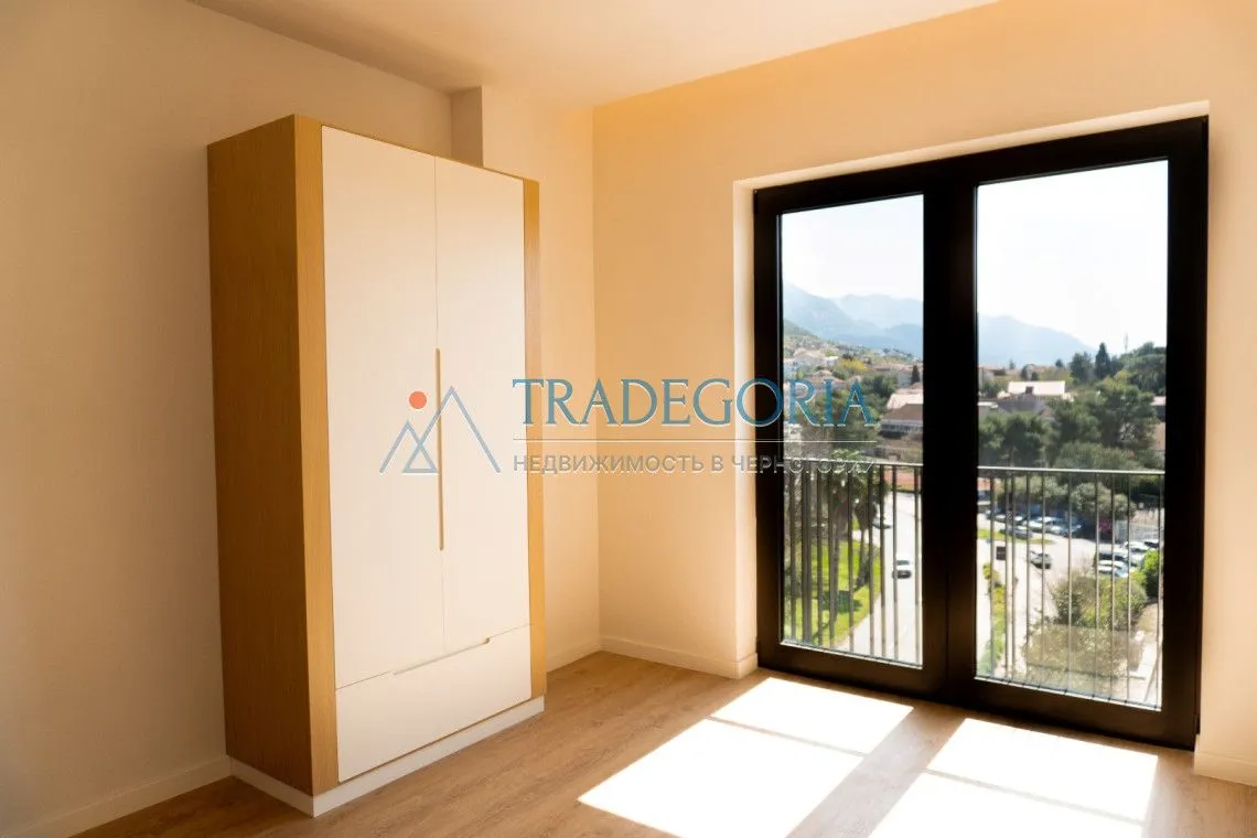 Prodaja, dvosoban stan, 89m², Tivat, Crna Gora